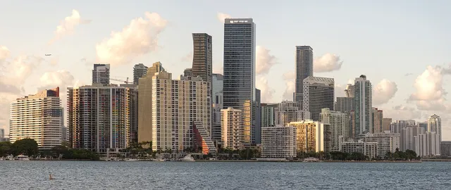 Florida geographic illustration for the best auto mechanic schools in Florida guide