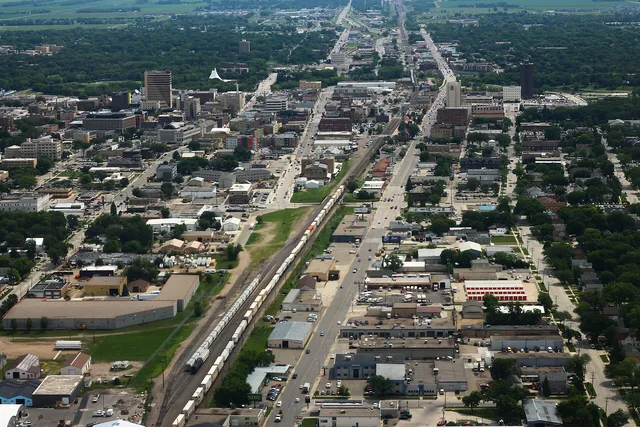 North Dakota geographic illustration for the best auto mechanic schools in North Dakota guide